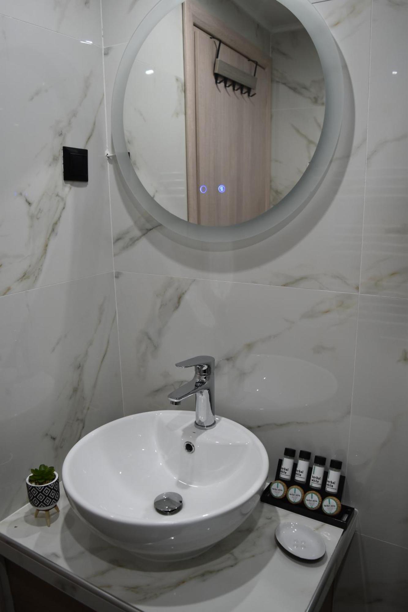 Káto Loutrákion Pnoe Apartments מראה חיצוני תמונה