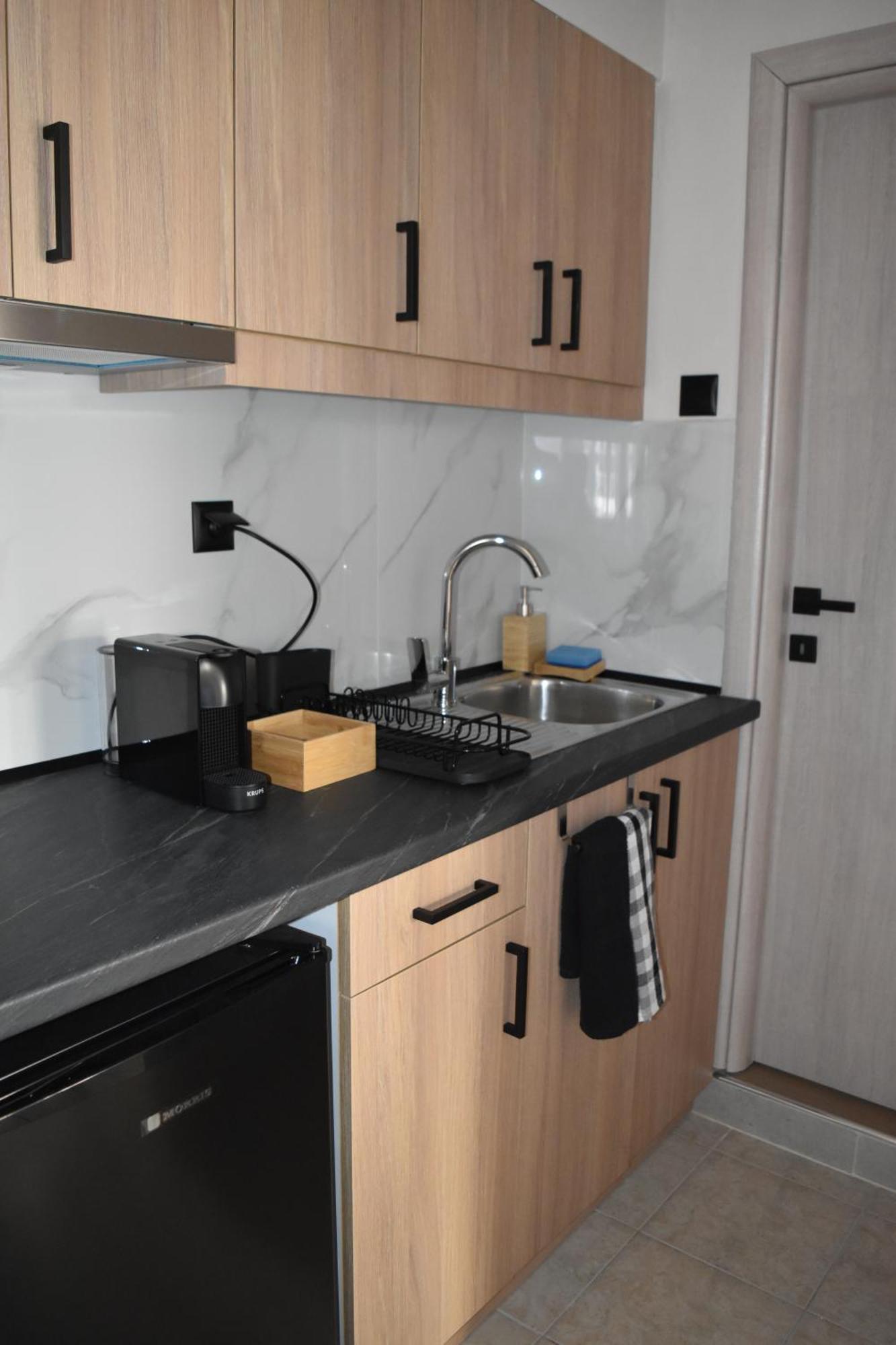 Káto Loutrákion Pnoe Apartments מראה חיצוני תמונה