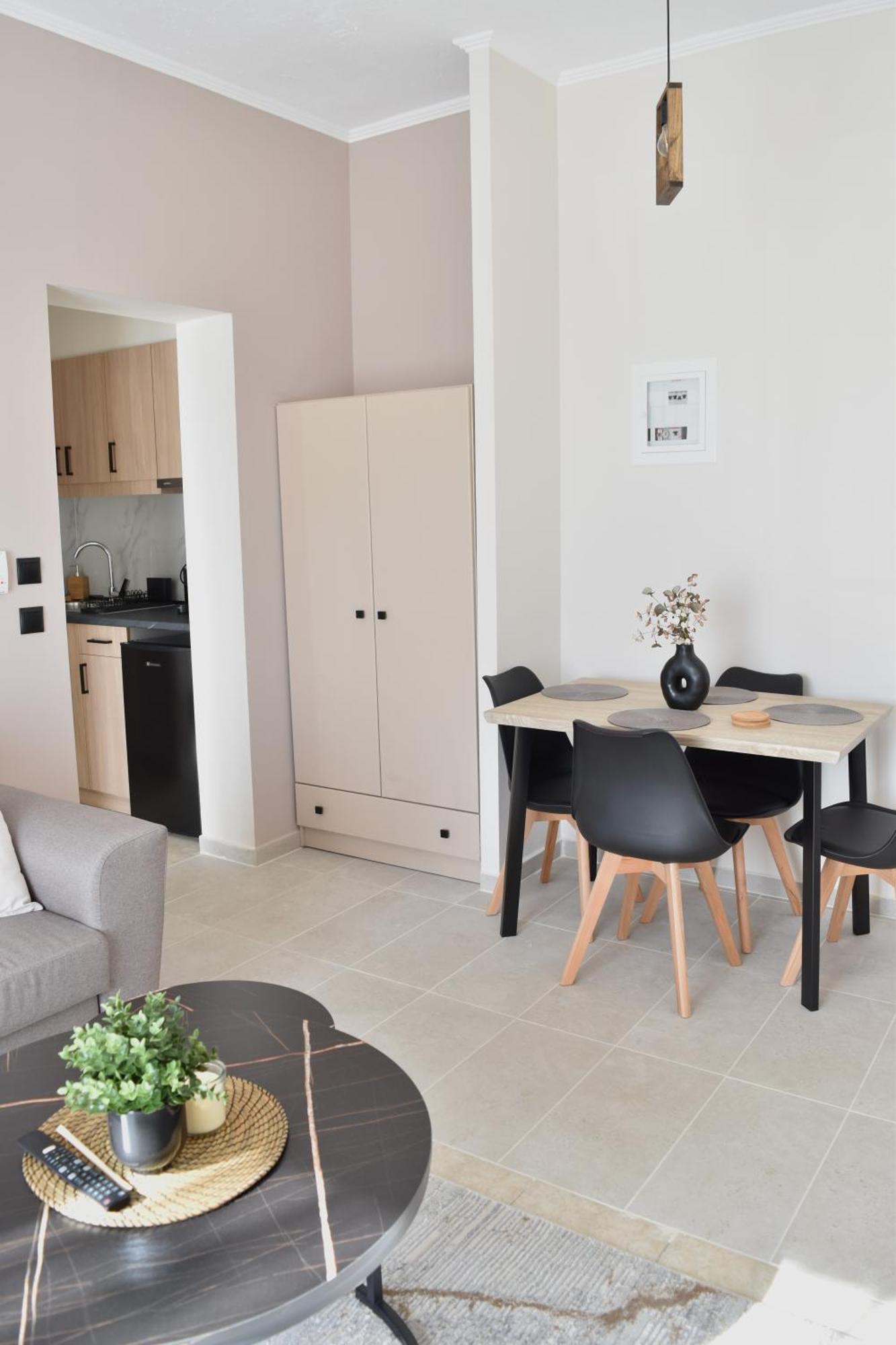 Káto Loutrákion Pnoe Apartments מראה חיצוני תמונה